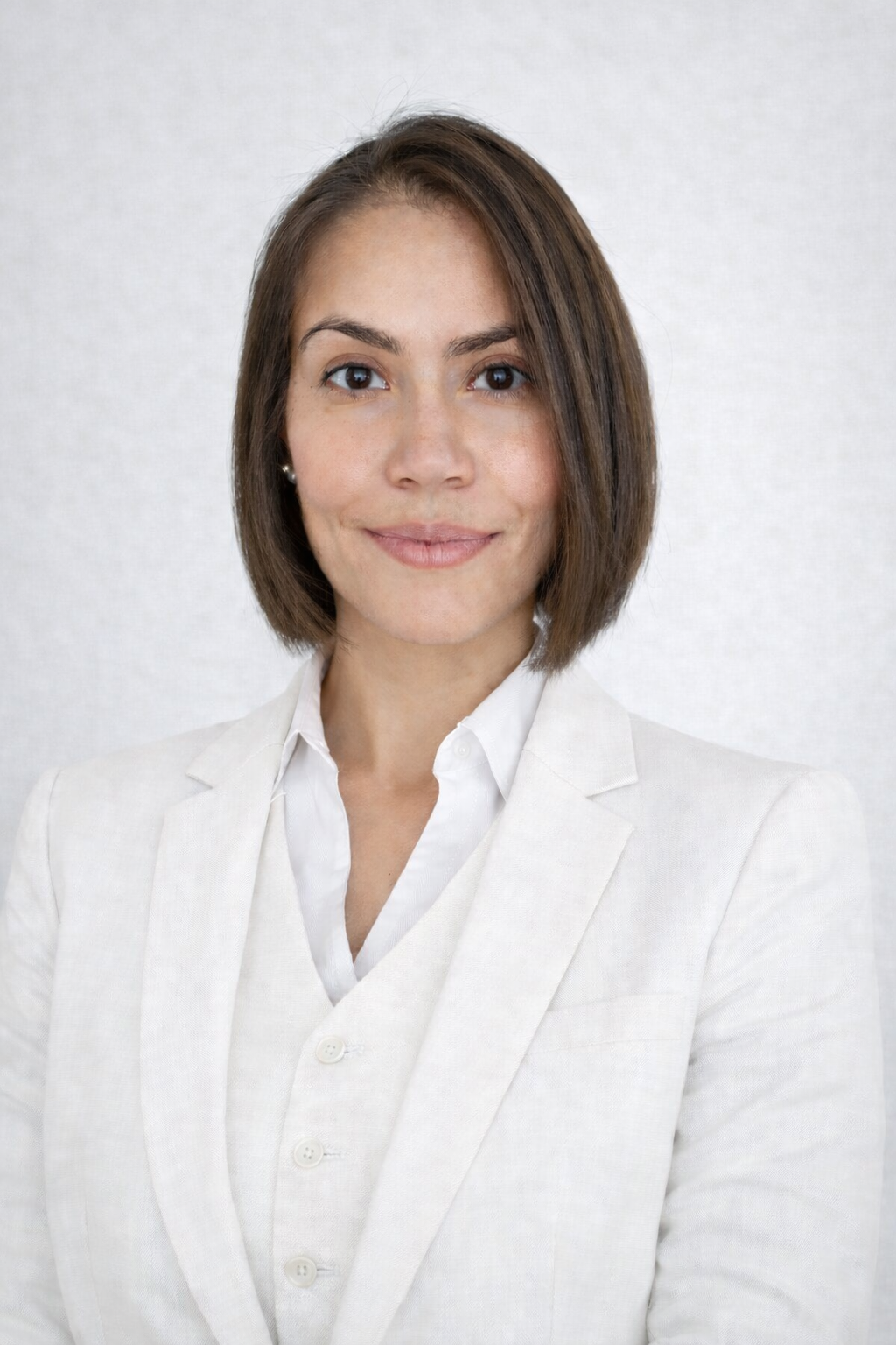 Jennifer Stella Marín Ordoñez - Consultora Legal